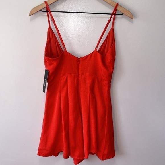 "NWT" Lulus‎ All About Love Red Sleeveless Surplice Romper- Women's Size XS - Picture 3 of 12
